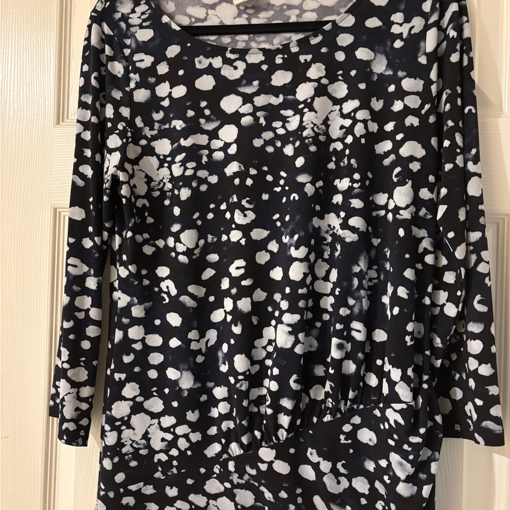 Anne Klein Dark Navy and Light Blue Abstract Top Large